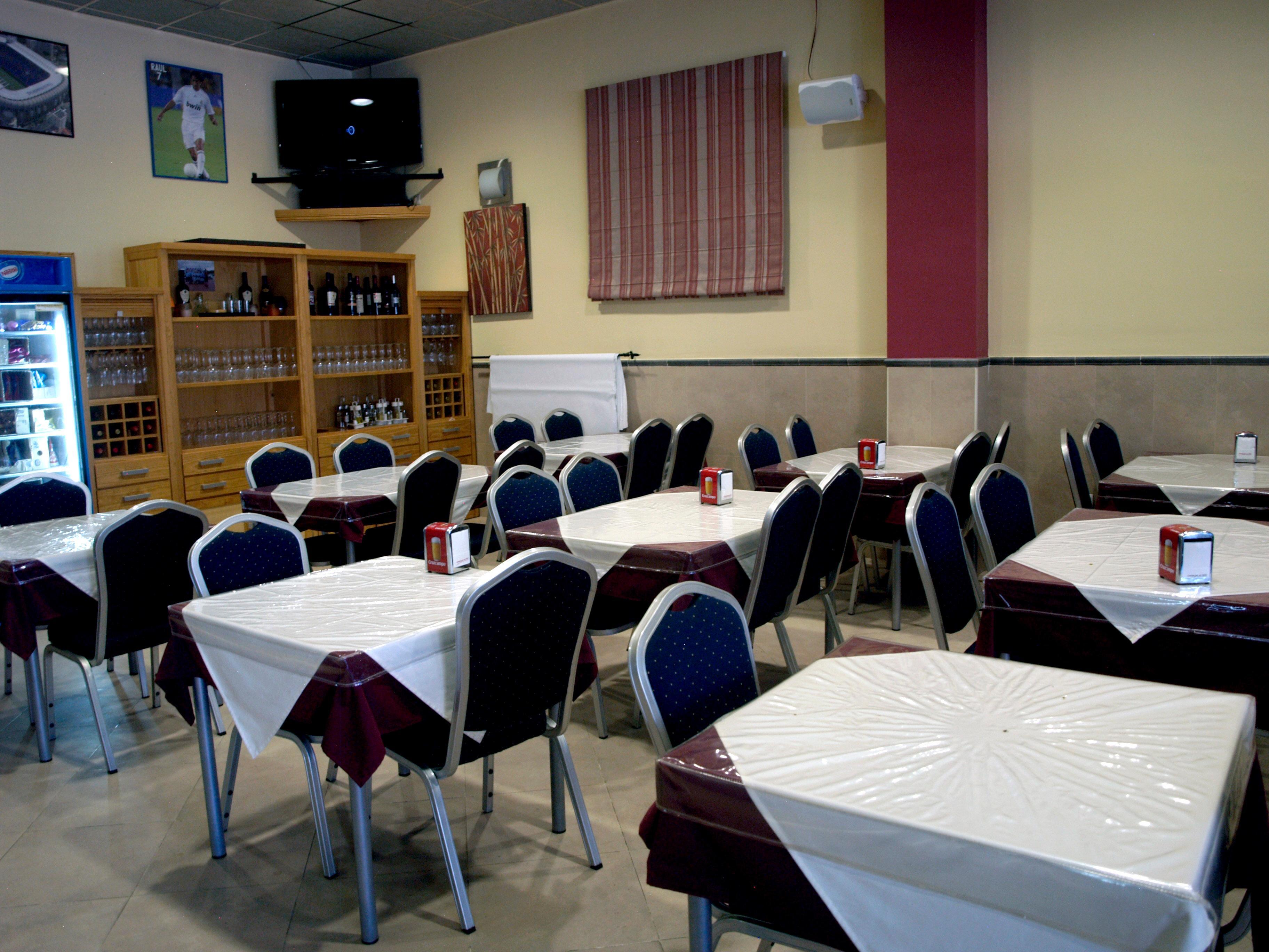 Hostal La Molina Alora Bagian luar foto