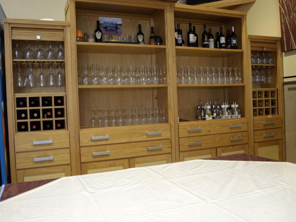 Hostal La Molina Alora Bagian luar foto
