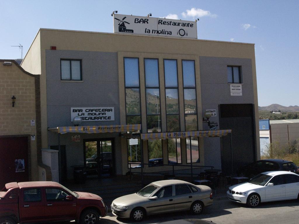 Hostal La Molina Alora Bagian luar foto