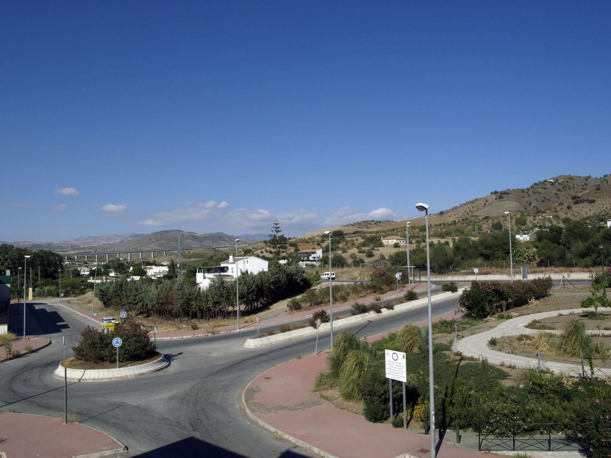 Hostal La Molina Alora Bagian luar foto